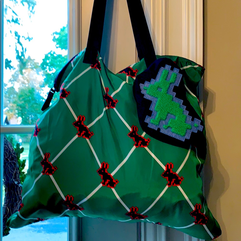 Tory Burch sport bag—- NEVER WORN